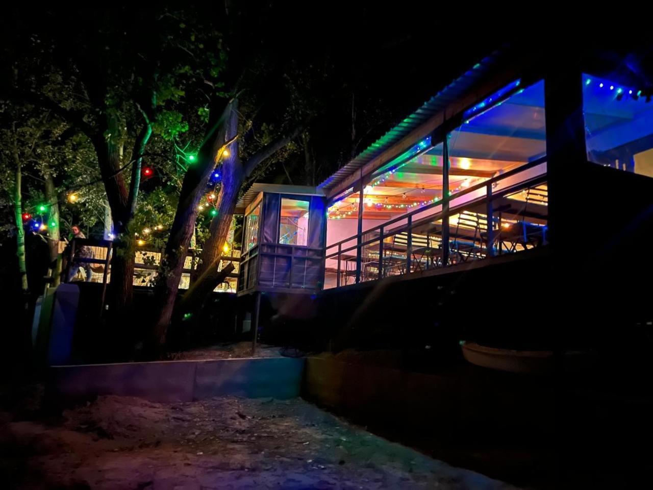 At The River Guest House 크론스타드 외부 사진